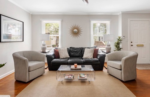 Harleston Village Apartment | Short & Sweet- CHS Townhouse