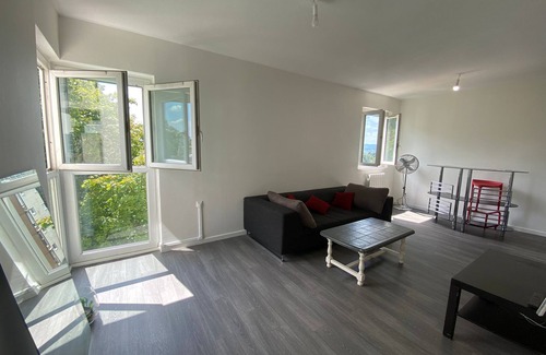 Bron Apartment | Short-term rental
