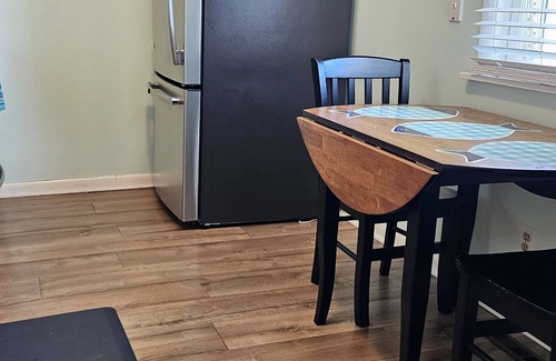 Saint Joseph House | Short walking distance to EVERYTHING St. Joe has to offer.