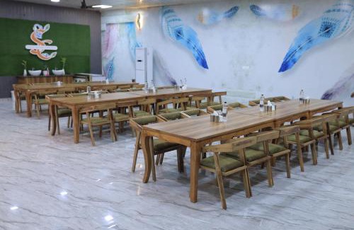 Shri Madhopur Resort | Shree Shyam Chaupati & Resort
