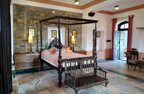 Sadri Hotel | Shrisiddhpuram