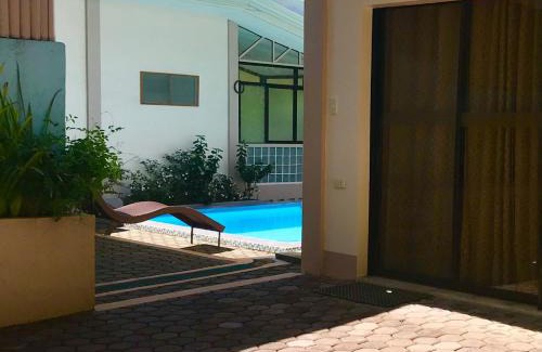 Mambajao Apartment | Shrivasta Cottages