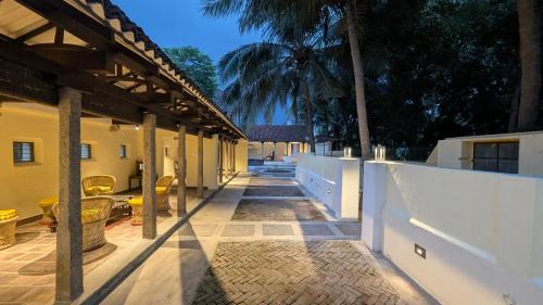 Nannilam House | Shruti by Luxunlock Private Villas