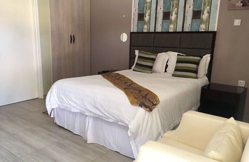 Tutume Cabin | Shumba Lodge