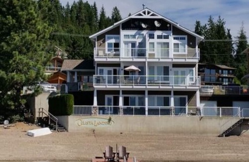 Celista House | SHUSWAP LAKE BEACH FRONT /PRIVATE DOCK n50% OFF $199 NIGHT REG $398