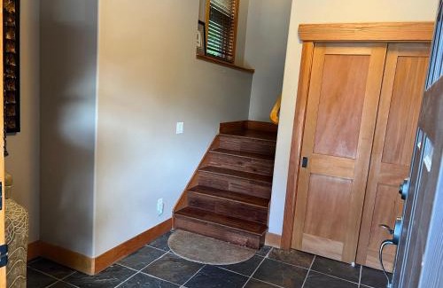Blind Bay House | SHUSWAP LAKE CARMEL BEACH RESORT