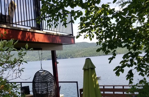 Anglemont House | Shuswap Lake-house Extraordinaire
