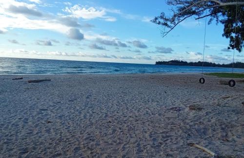 Kudat Ski Chalet | Sidi Beachfront Bungalows