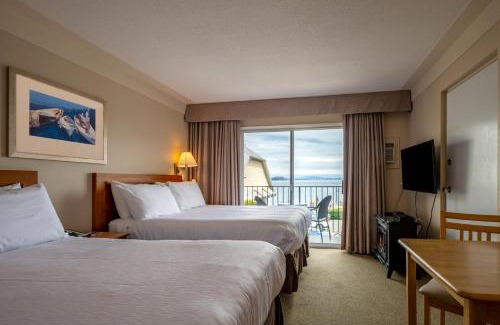 Booktown Hotel | Sidney Waterfront Inn & Suites
