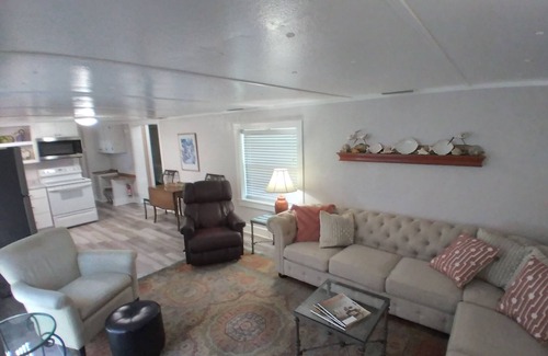 Fairhope House | Siena House, 2 BR, 1.5 BA, smoke/vape free, pet/animal-free, sleeps 3