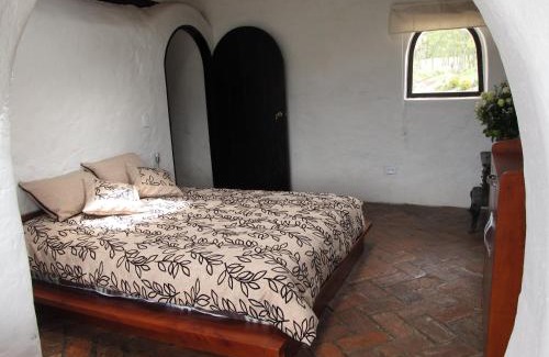Tambillo Hotel | Sierra Alisos Hotel de Campo