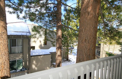 Mammoth Lakes Condo | Sierra Park Villas #06