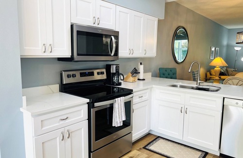 Palmer Ranch Condo | Siesta Key Beach Sunsets Awaits You