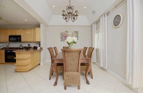 Nassau House | Silk Cotton Villa 5