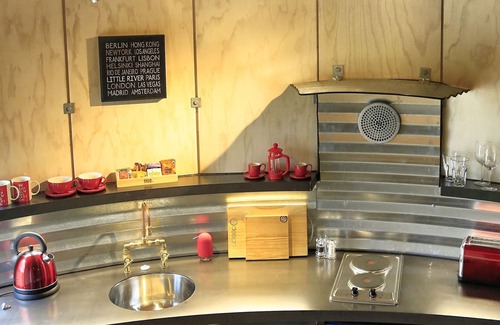 Little River Apartment | SiloStay