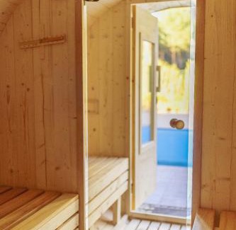 gmina Karsin House | SILVA Guest House - dom wczasowy, tenis, basen, balia i sauna