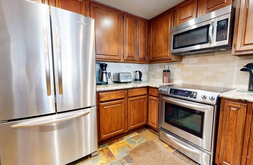 Mammoth Lakes Condo | Silver Bear #30 2 Bedroom Condo