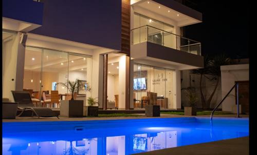 Cerro Azul Hotel | Silver Inn Hotel
