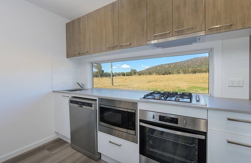 Buckaroo Cottage | Silver Oak Cottage Farm Stay Mudgee