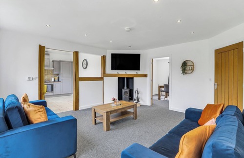 Newbold Coleorton House | Silver Stag Properties, 3 BR Dormer Bungalow