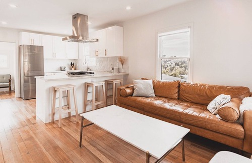 Elysian Heights House | Silverlake Hillside Bungalow Retreat