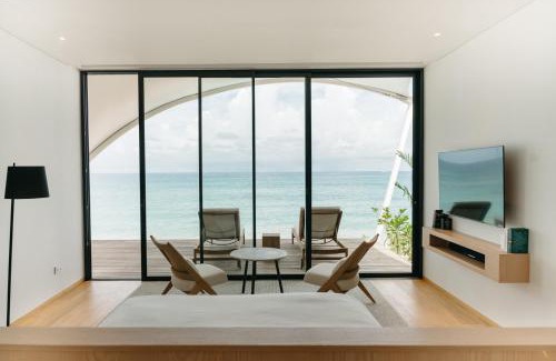 Morne Rouge Hotel | Silversands Beach House Grenada