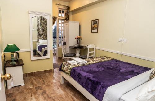 Laitumkhrah House | Silversky Guesthouse - Shillong