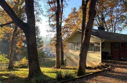 Silverton Apartment | Silverton Oregon Oak Oasis