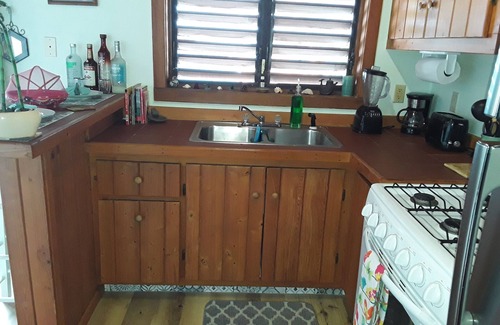 Estate Saint Quaco and Zimmerman Apartment | simple, affordable with a view