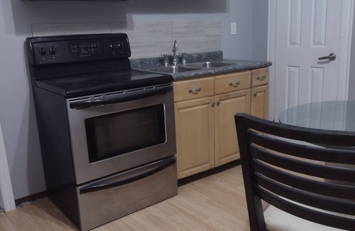 Leamington Apartment | Simple Suite | 42nd Parallel | Point Pelee Biking