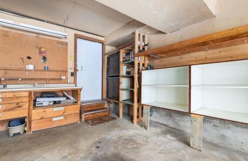 Northwest Calgary Apartment | Simplistic 2BR Suite near Nose Hill & Airport