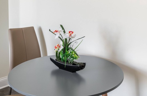 Smiths Falls Apartment | Simply Comfort. Rideau Comfort 1Br Apartment Free Parking