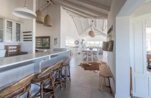 Cape Saint Francis House | Simply Stunning but smaller