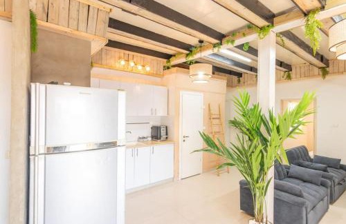 Netanya Apartment | Sinai Sunrise