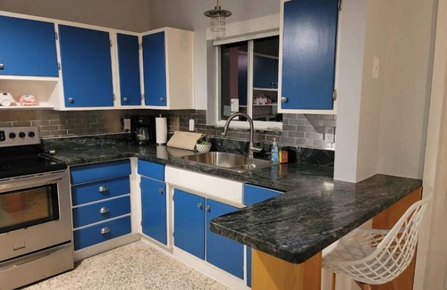 Palm Beach Shores House | Singer Island 2 bedroom w/free parking- no stairs (North unit)