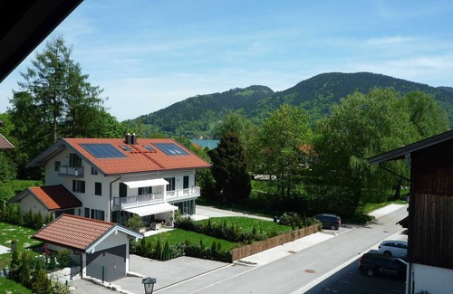 Bad Wiessee Apartment | Single apartment no. 9, 2nd floor, east-facing balcony - Gästehaus Johanna