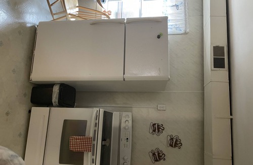 Jonesville Apartment | Single bedroom upstairs apartment close to Hillsdale College