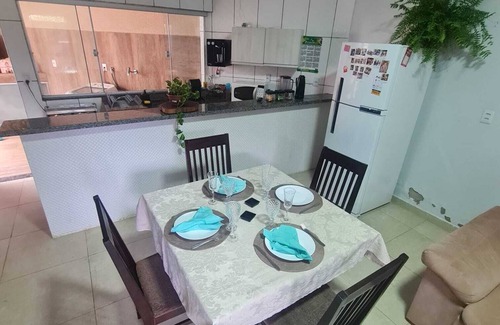 Goiania House | Single room with double bed, and garage in the best area of Goiânia.