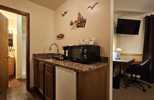 Laurium Apartment | SIngle Executive Suite