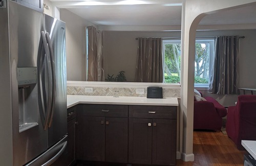 Riverside House | Single Family Suburban Home just minutes to Providence