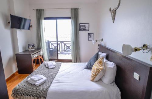 Mimizan Hotel | Single Fin Hotel & Lodge