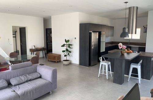 Roquefort-des-Corbieres Bed & Breakfast | Single-storey house in a charming, quiet village, 10 minutes from the beach.