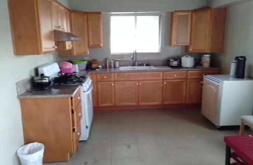 Rowland Heights House | SINGLE HOUS WITH WIDE YARD