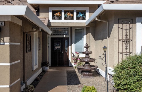Rocklin House | Single Story Rocklin Living. Garage Included In Stay. Pets Welcome. Walk To Park