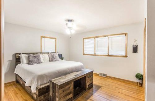 Sioux Falls House | Sioux Falls Getaway -