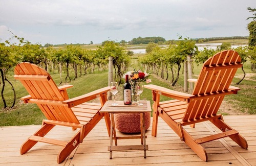 Currie House | Sip and Stay, Glamping at Painted Prairie Vineyard