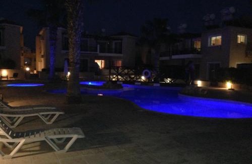 Universal Apartment | Sirena Sunrise 120