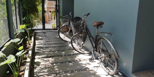 Makham Tia House | Siri Guesthouse @ Surat Thani