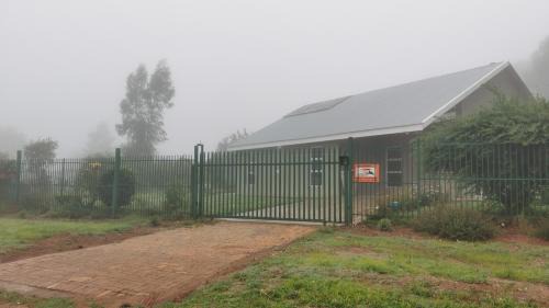 Dullstroom Villa | SiriMiri Cottage Dullstroom