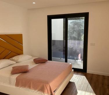 Ponte da Barca Apartment | Sisters Apartamento -200m2 centre ville